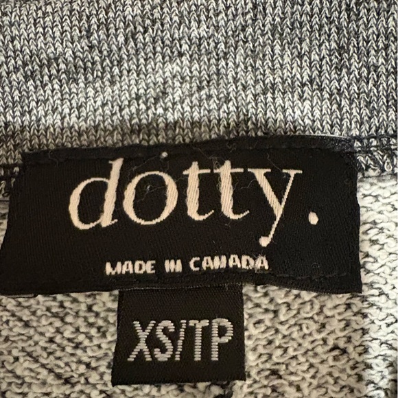 Gray Sleeveless V-Neck Dress - Picture 5 of 12